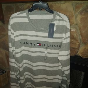 Tommy Hilfiger long sleeve shirt